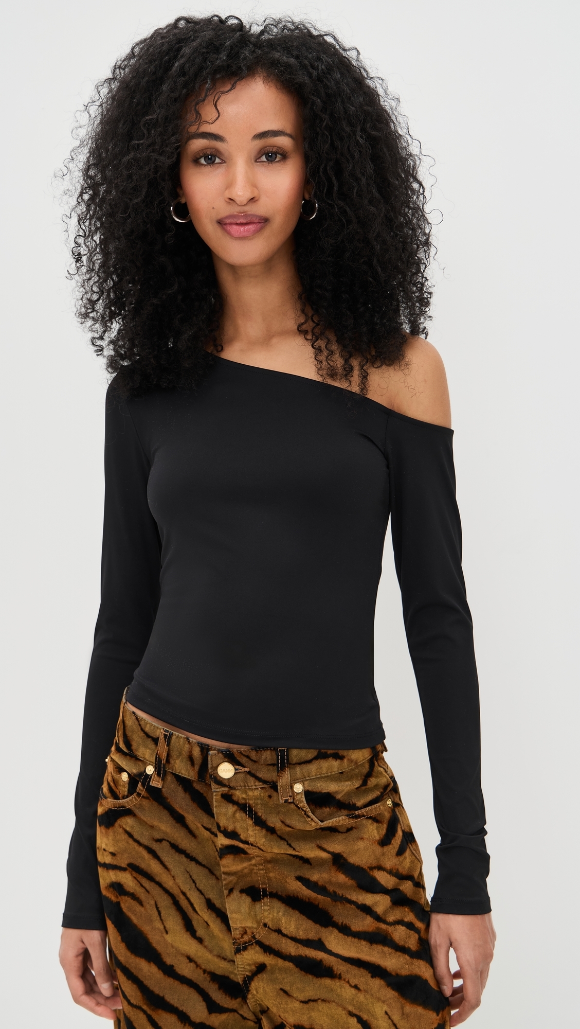 Weightless Sculpting One Shoulder Top Black001