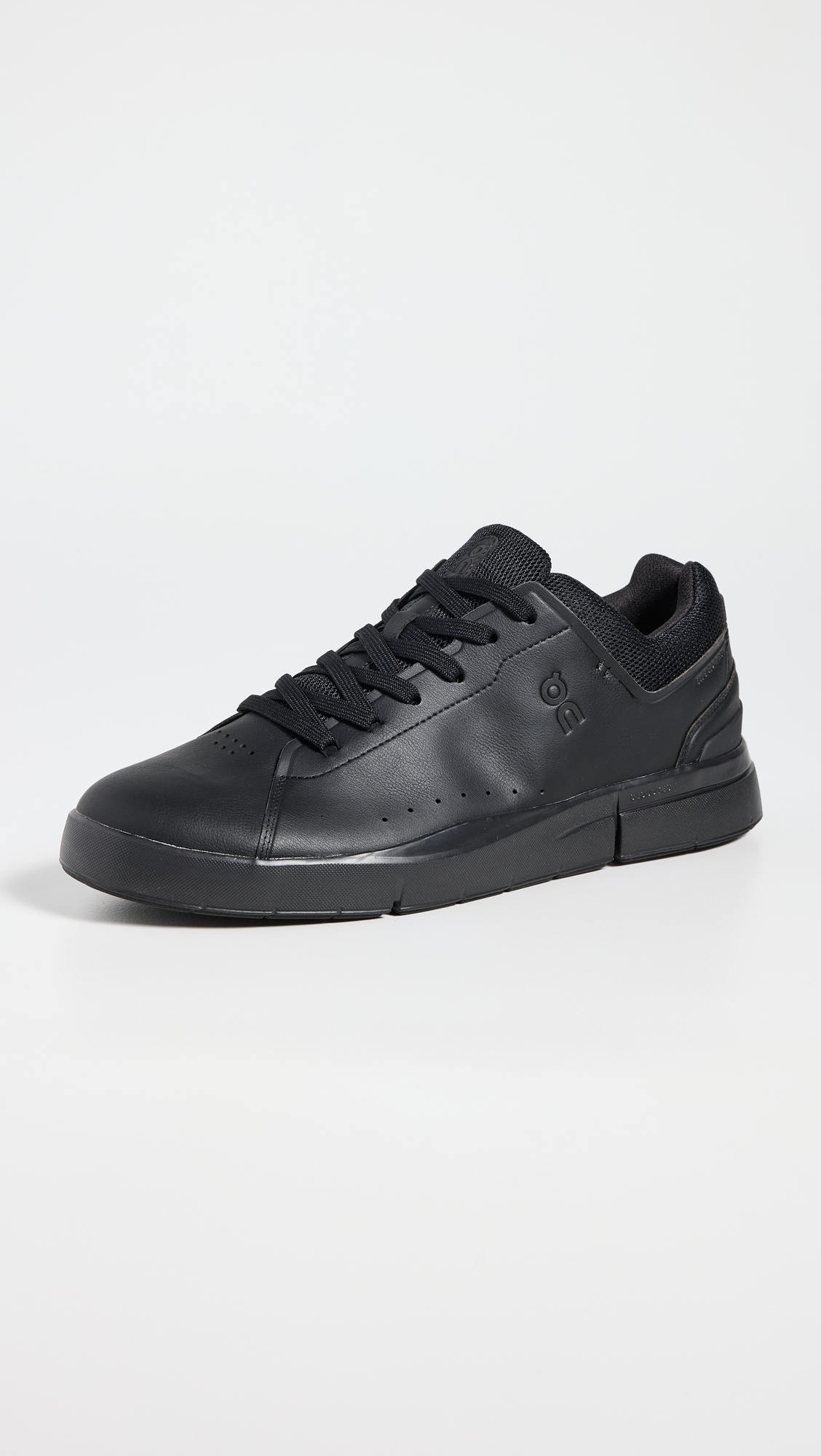 The Roger Advantage Sneakers All Black