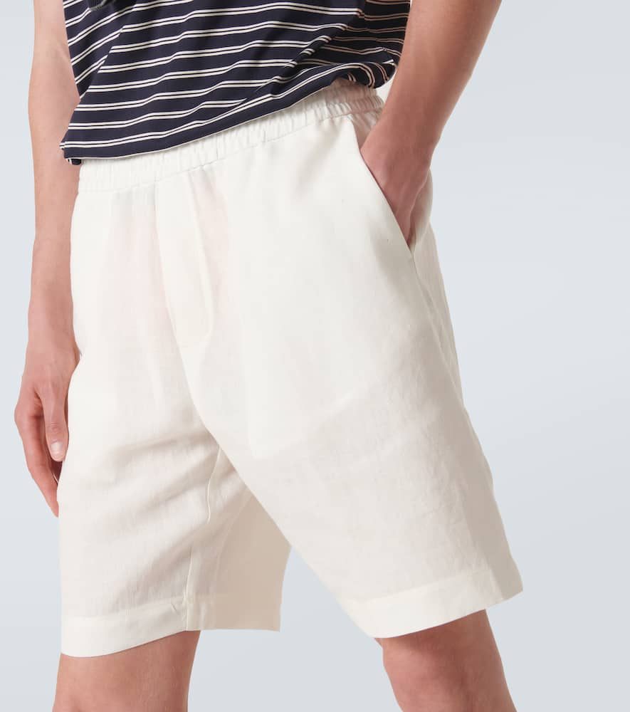 Linen shorts