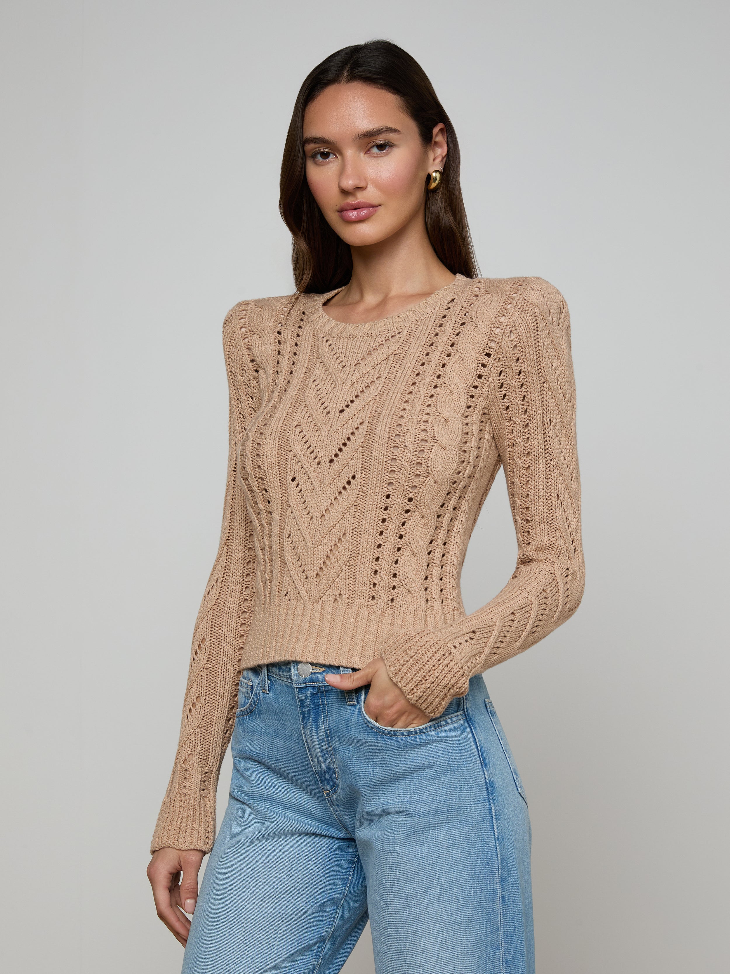 Mio Cabled Pullover In Soft Camel