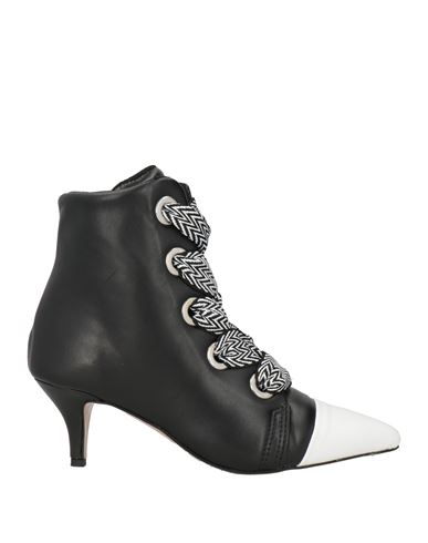 Ovyé Woman Ankle boots Black Size 7 Leather