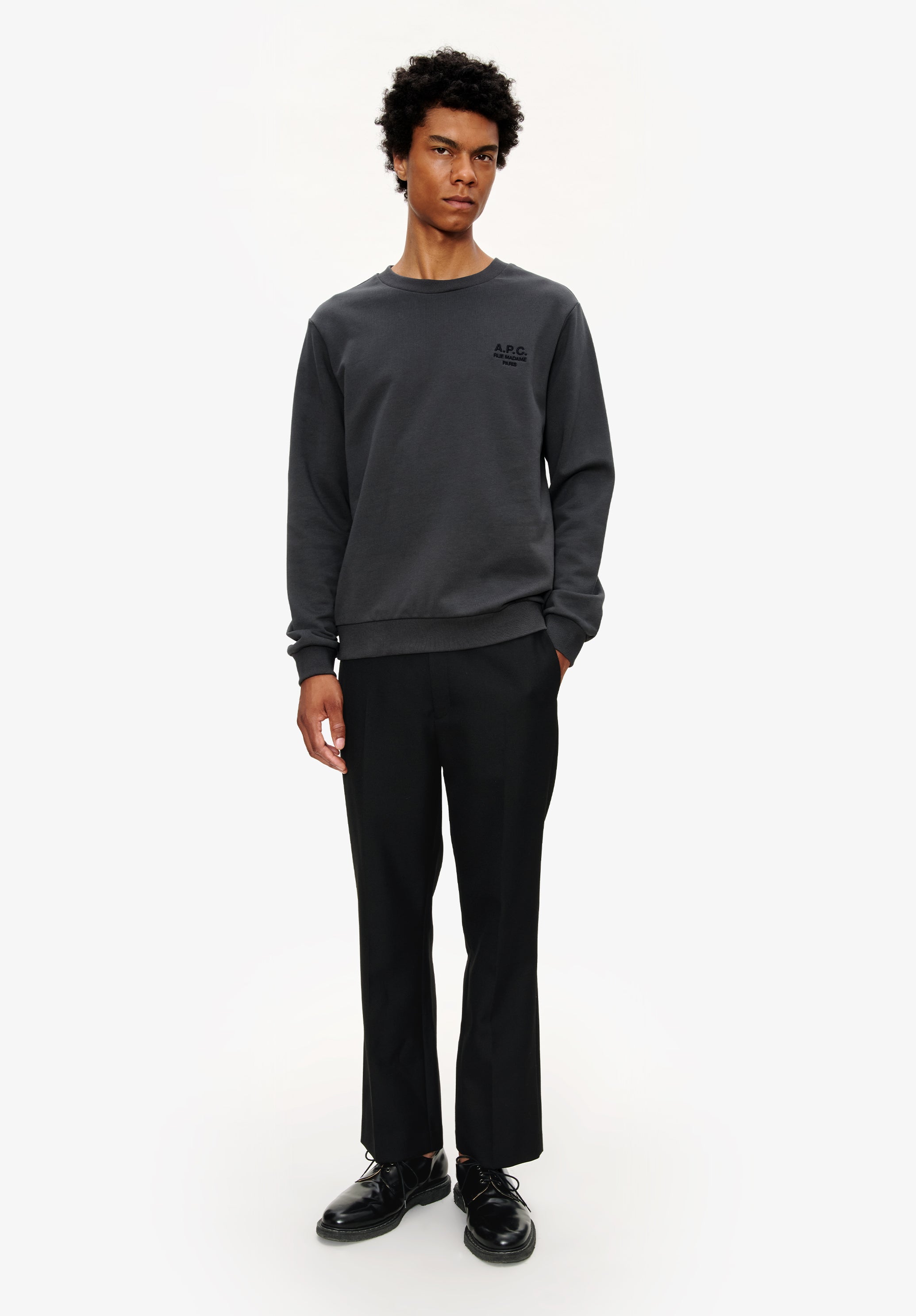 A. P.C. Men's Straight, wide-leg pants with permanent crease Size: 44 in Black