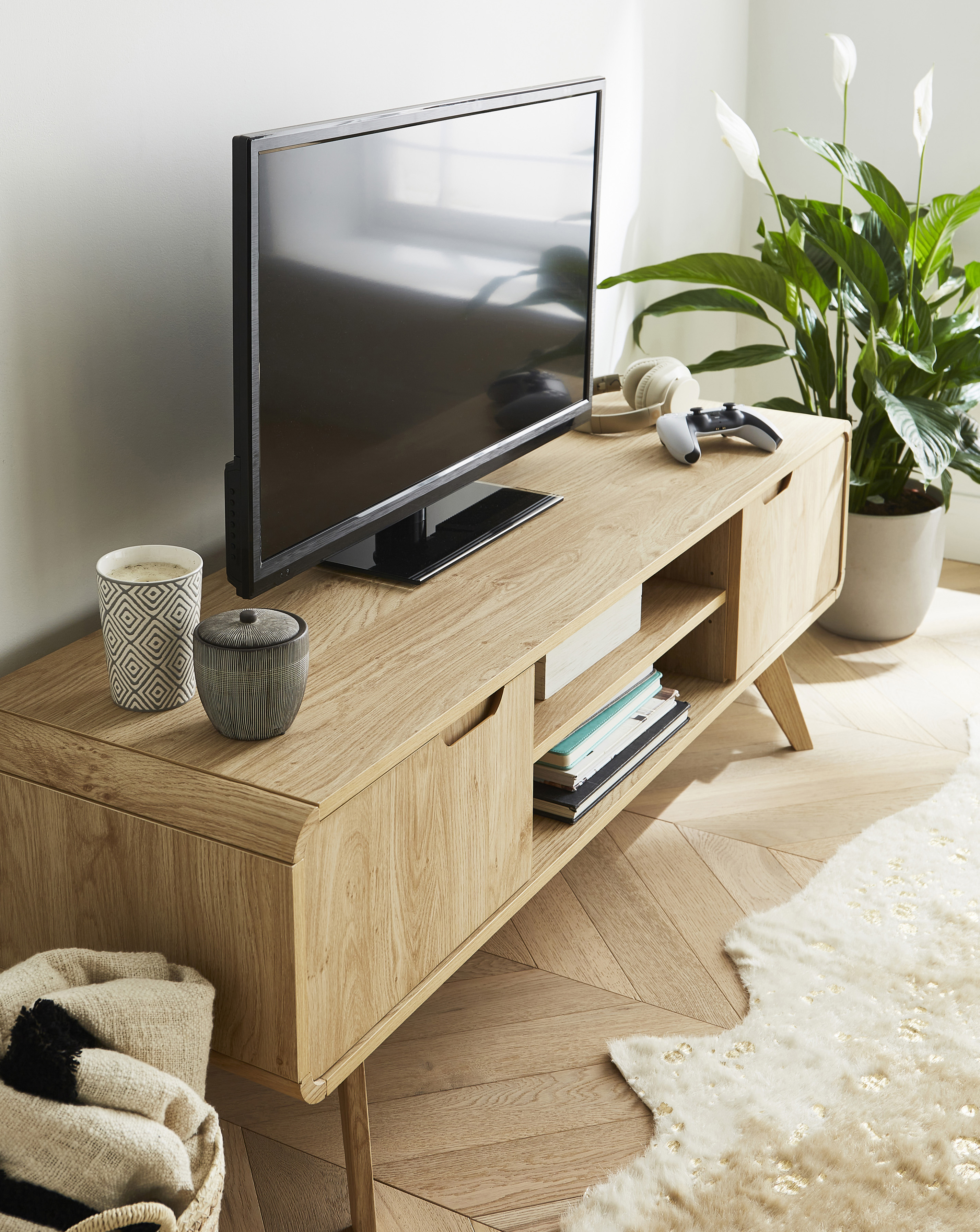 Oslo TV Unit