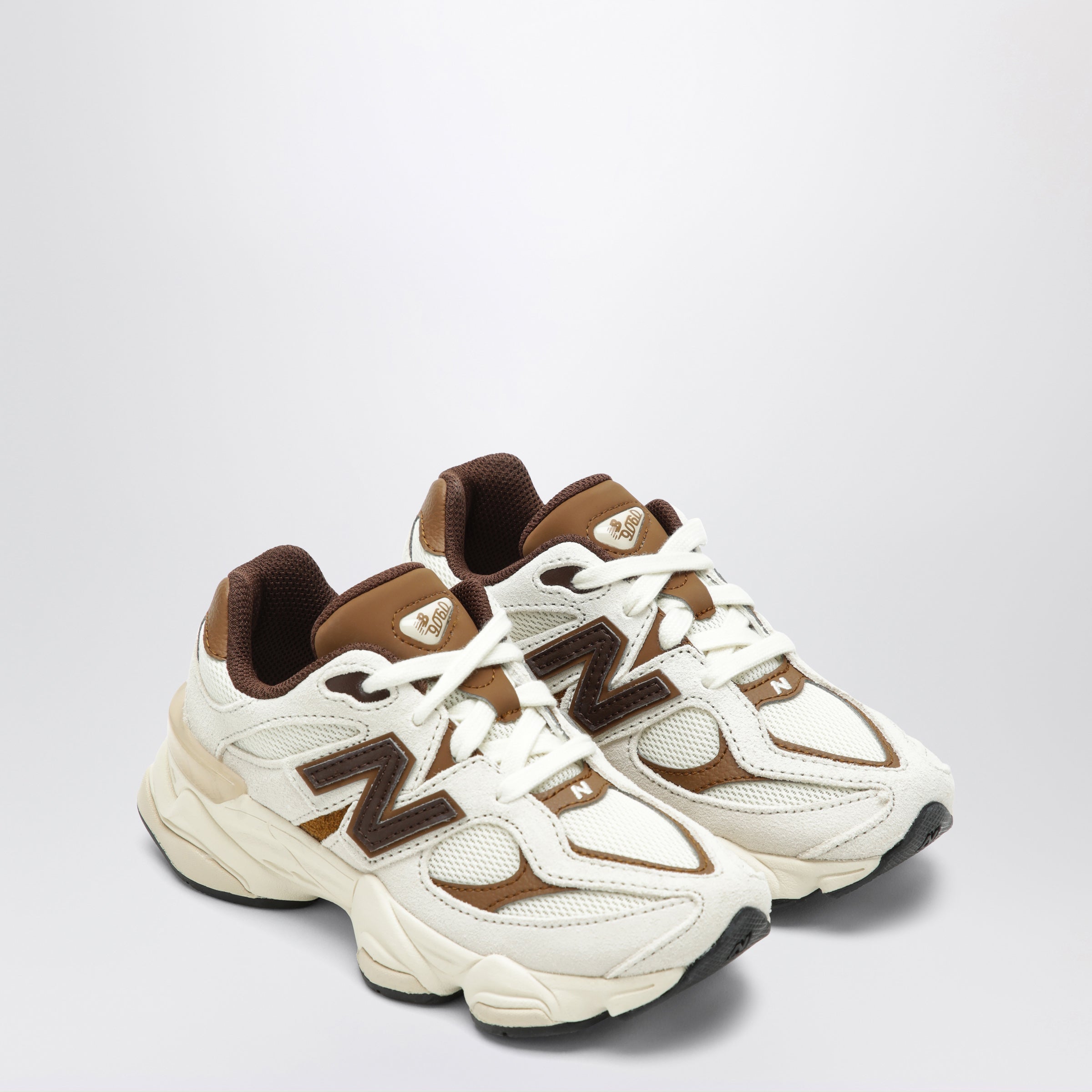 9060 beige mesh and suede shoes