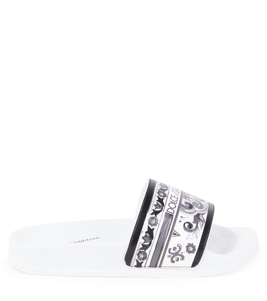 Majolica slides