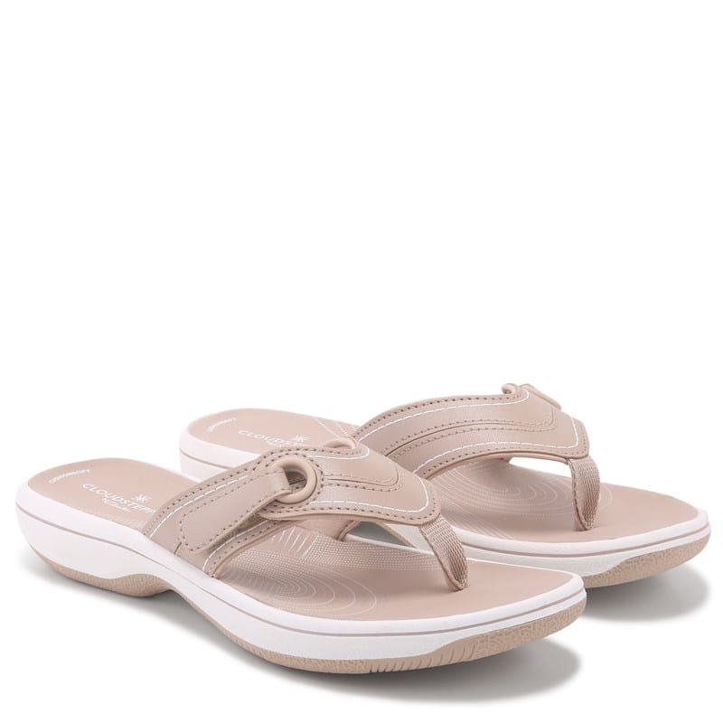 Women's Breeze Reyna Cloudsteppers Flip Flop Sandals (Sand)