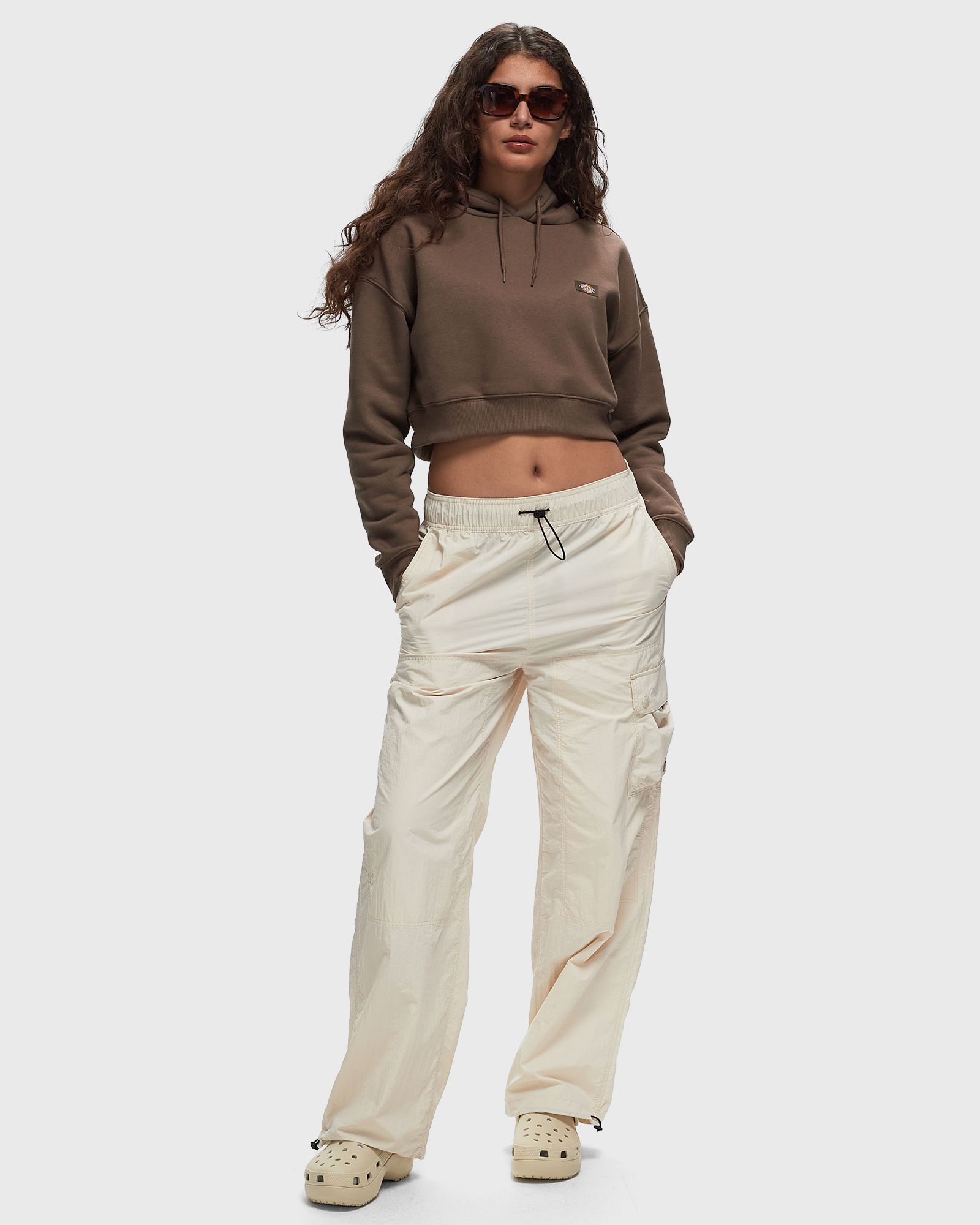 WMNS OAKPORT CROPPED HOODIE beige female Hoodies now available at BSTN