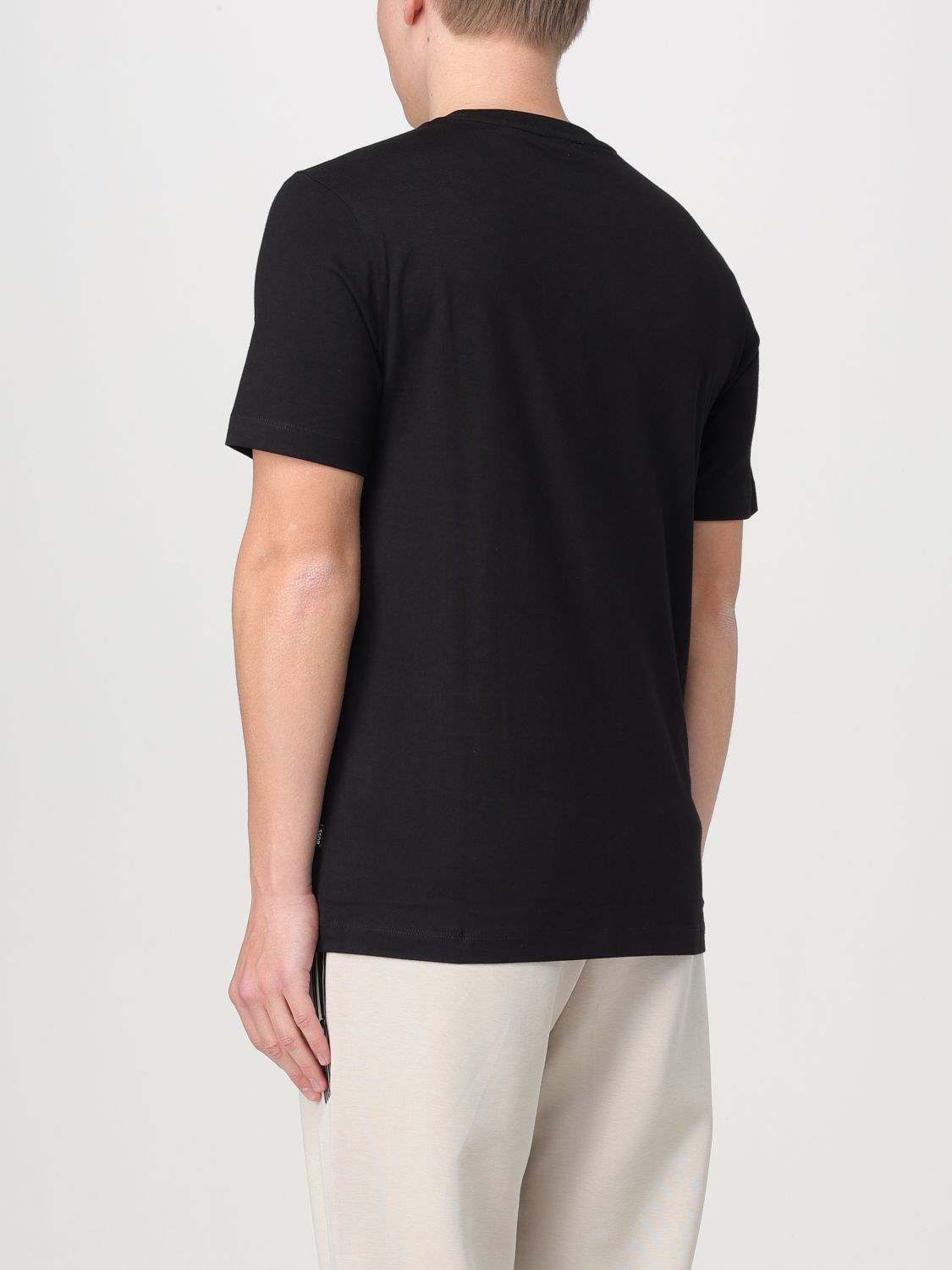 T-Shirt Men color Black