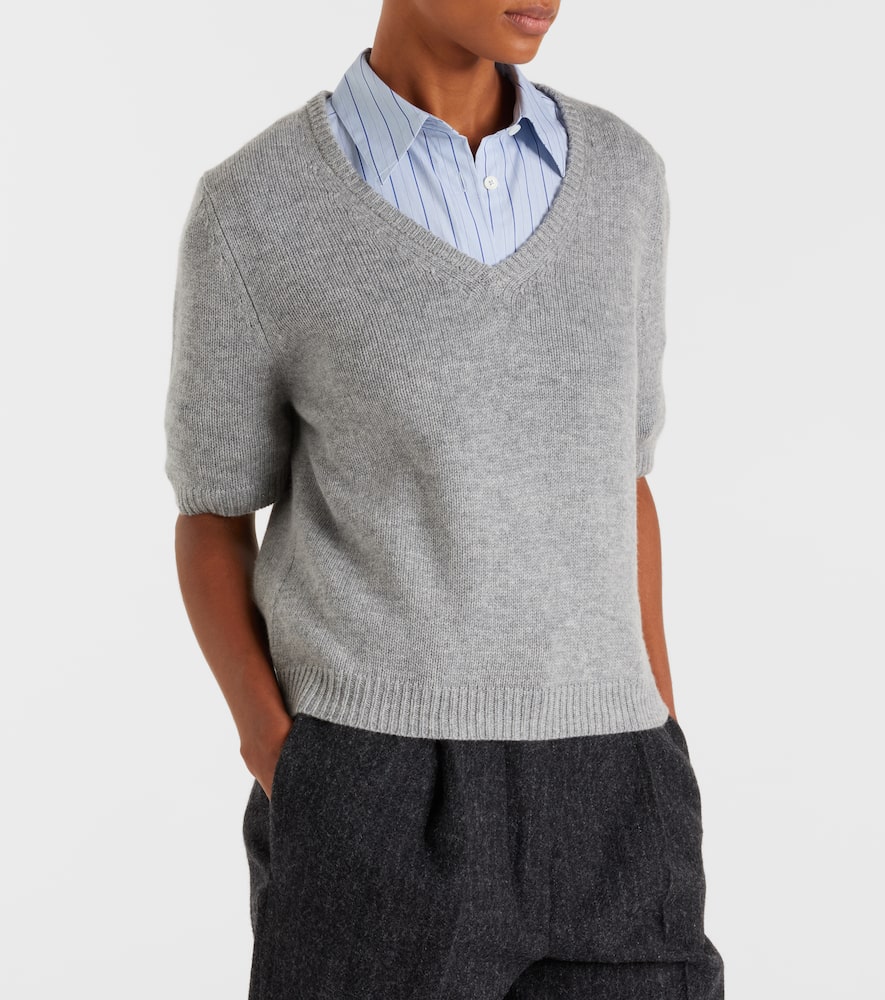 Wool and cashmere sweater