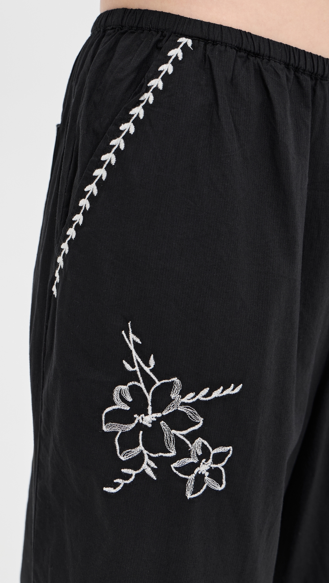 The Weekend Hanky Embroidery Pants Black