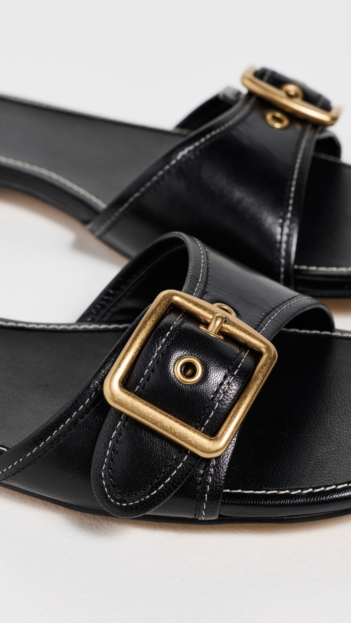 Margot Flat Sandals Black