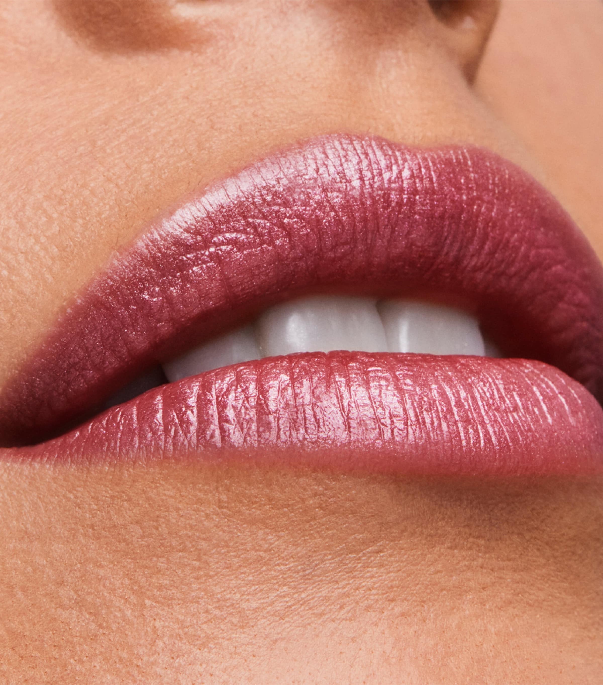 Pure Color Hi-Lustre Lipstick