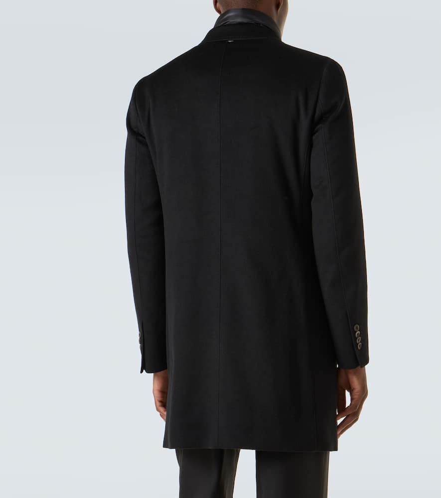 Cashmere coat