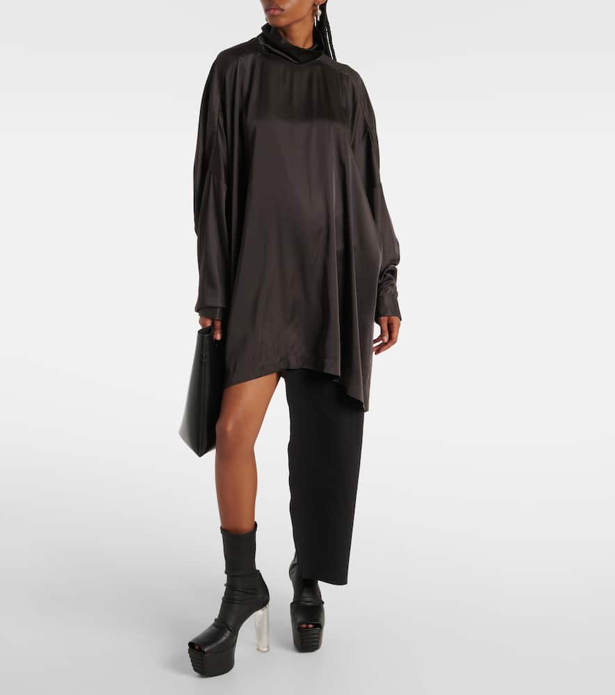 Jumbo turtleneck top
