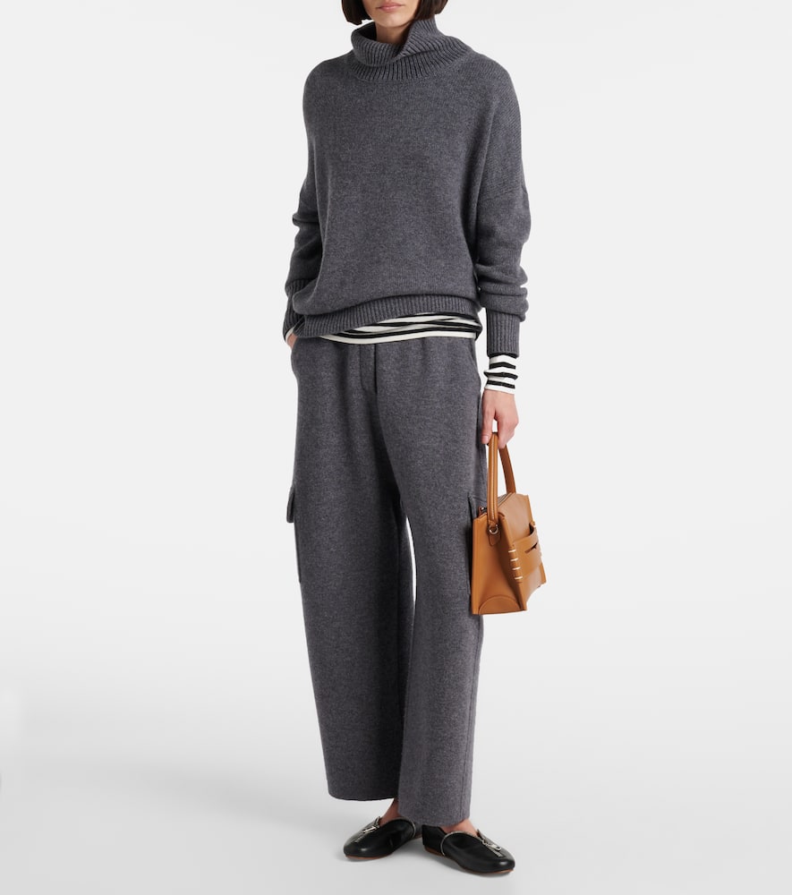 Heidi cashmere turtleneck sweater