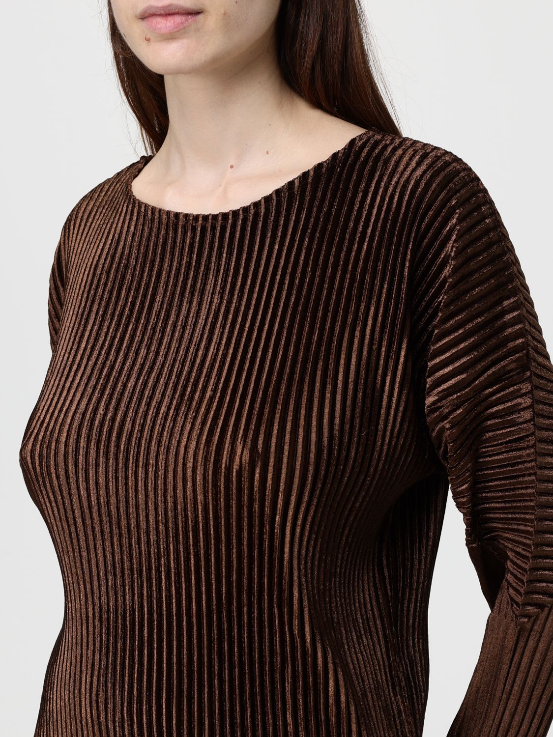Top Woman color Bronze