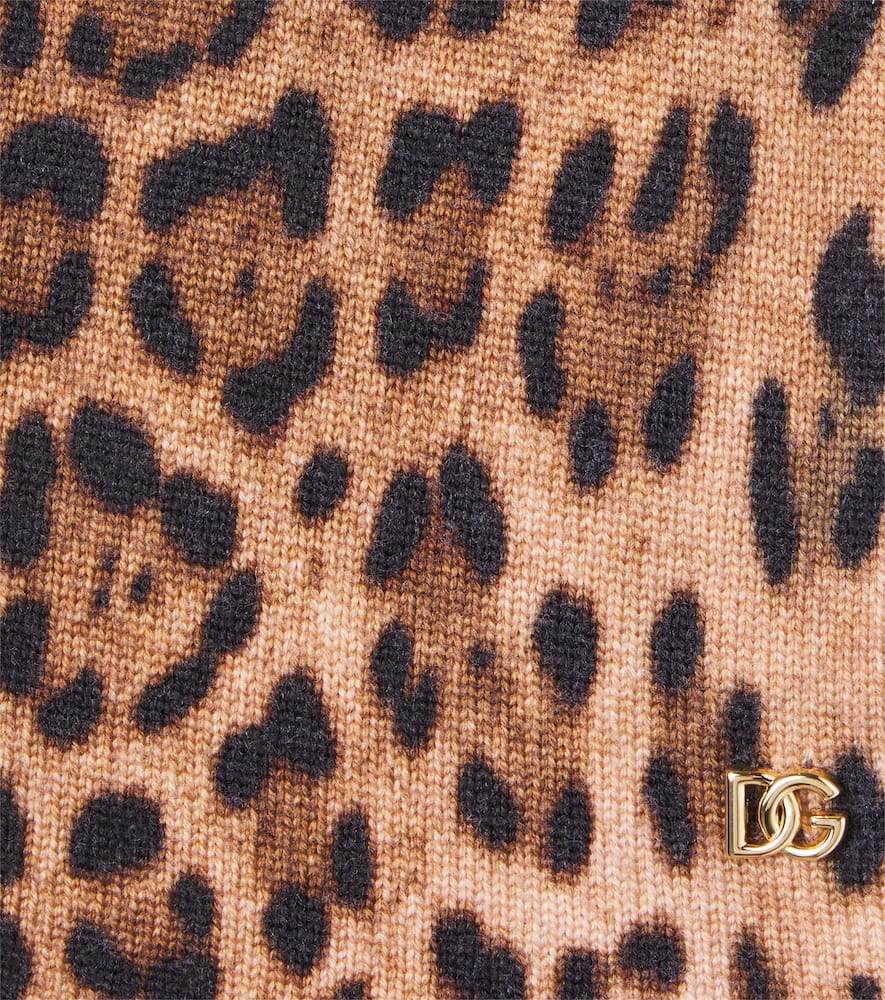 Leopard-print virgin wool shorts