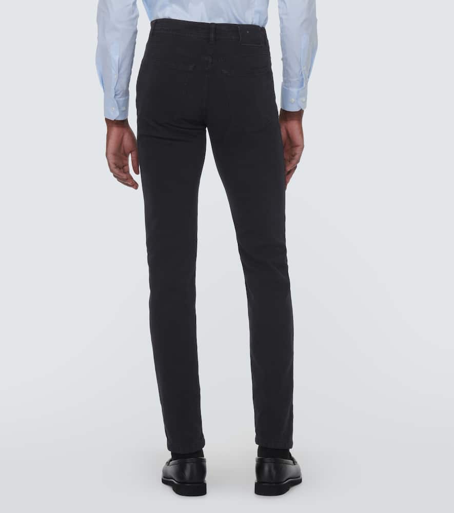 Mid-rise straight jeans