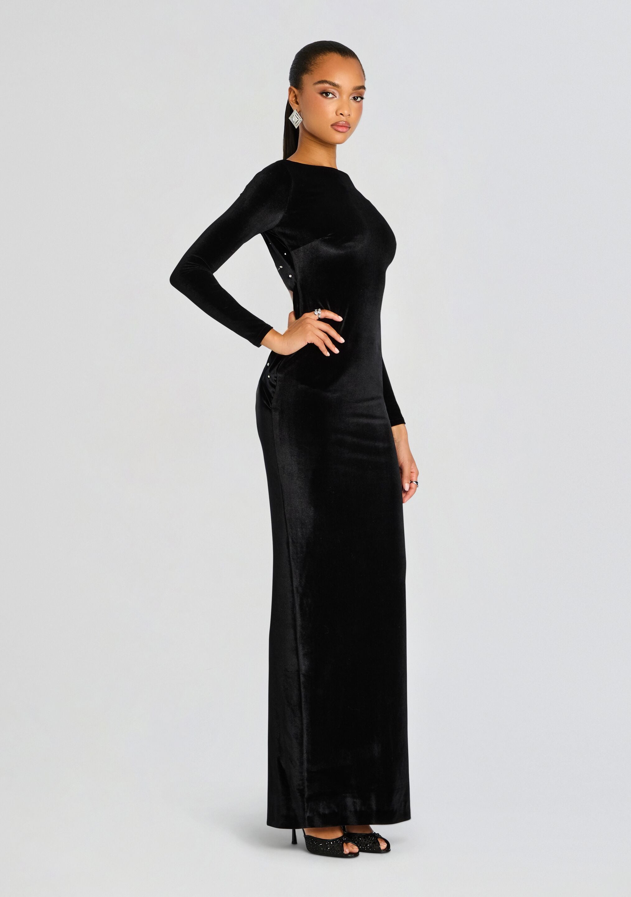 Taegan Velvet Dress