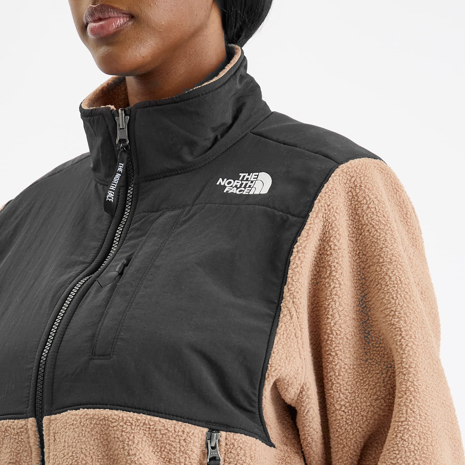 Women's Retro Denali Jacket in Latte/Tnf Black