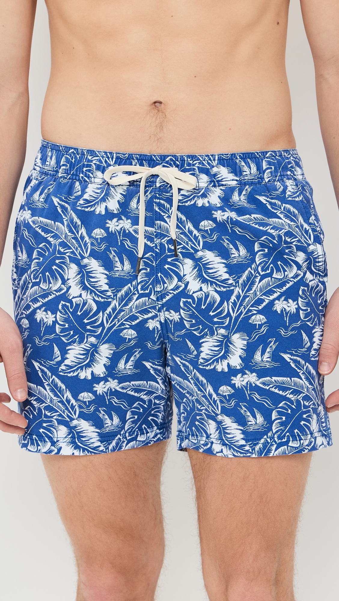 Bungalow Trunks Tropical