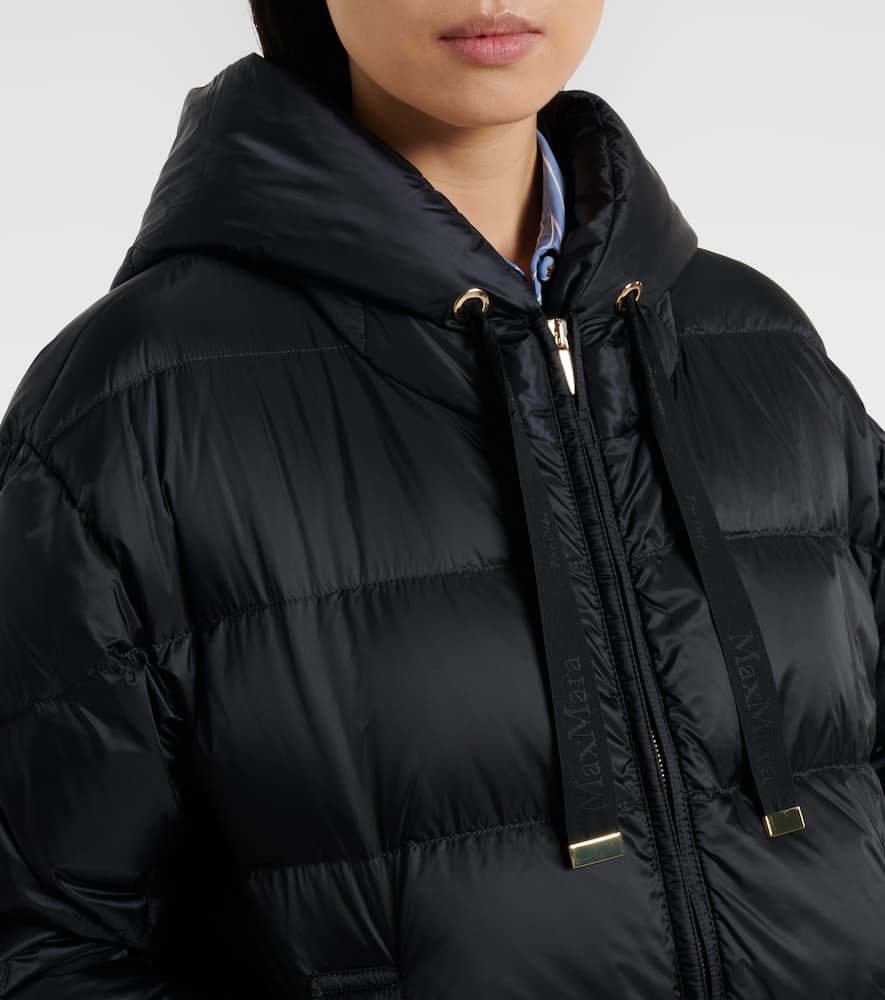 Cube Line quilted down jacket
