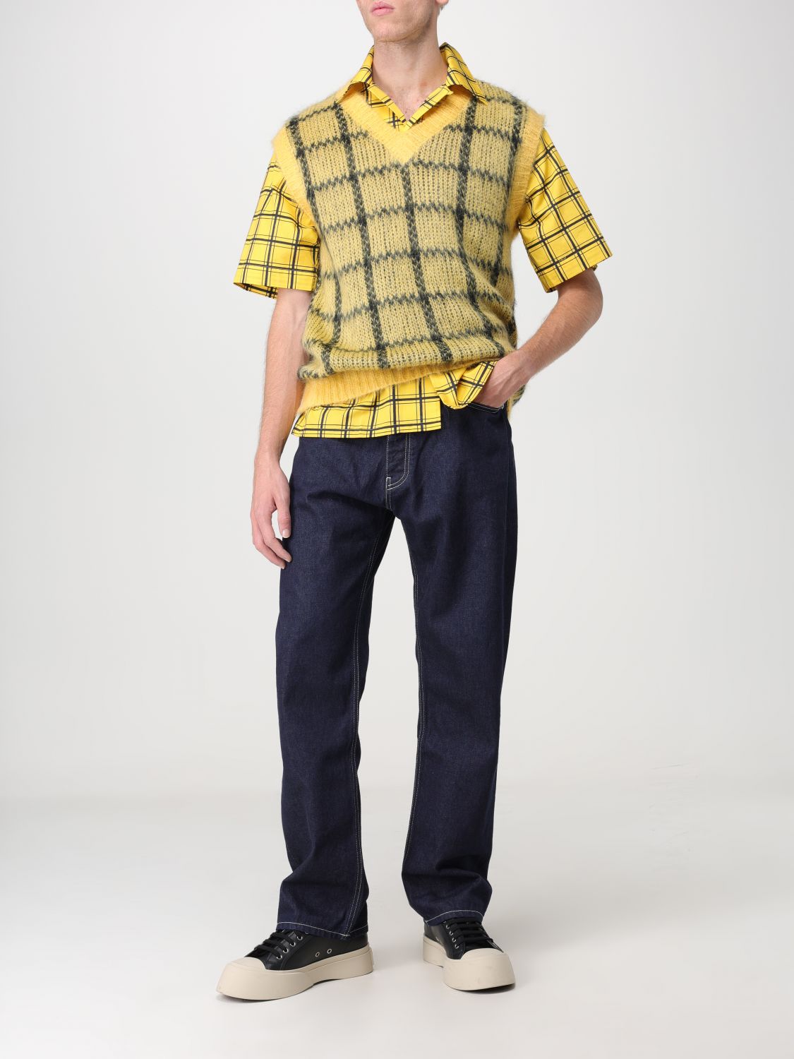 Suit Vest Men color Yellow