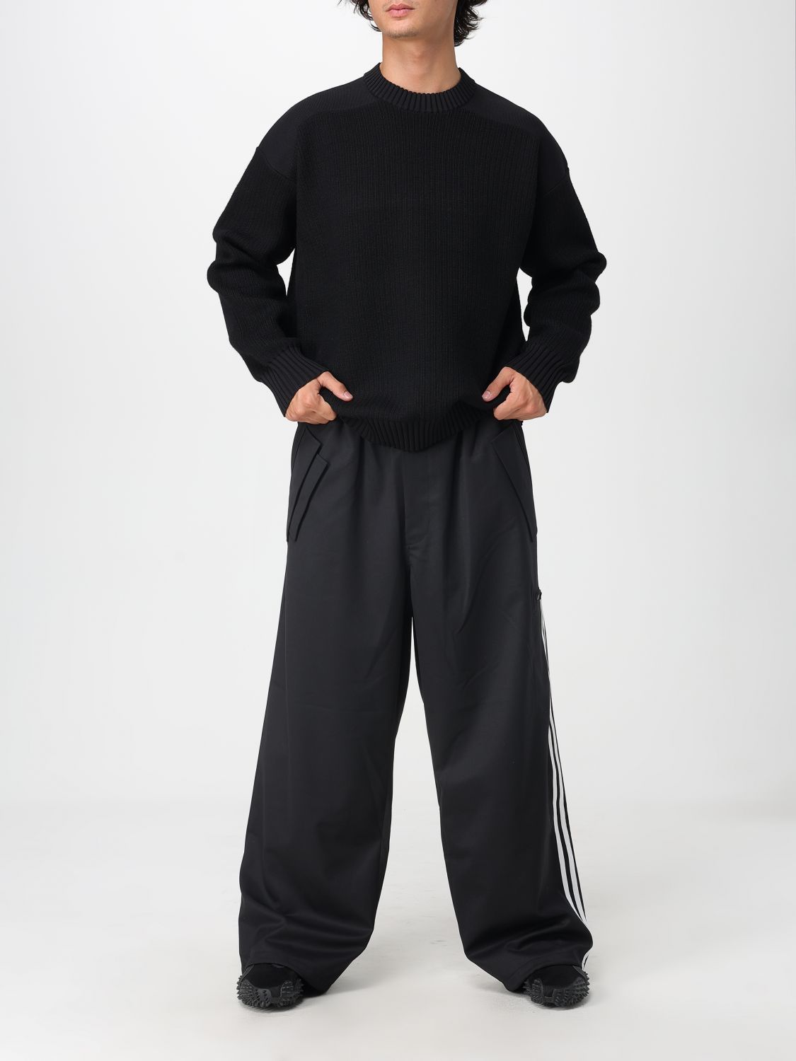 Pants Men color Black