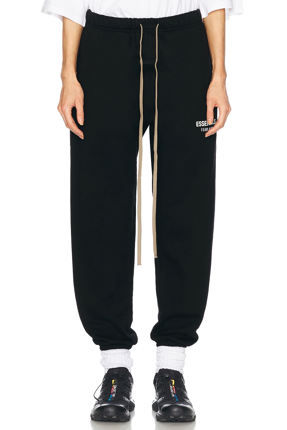 Fear of God ESSENTIALS Fleece Essential Sweatpant in Black - Black. L also in