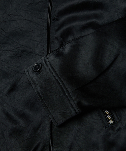 RAZOR JACKET