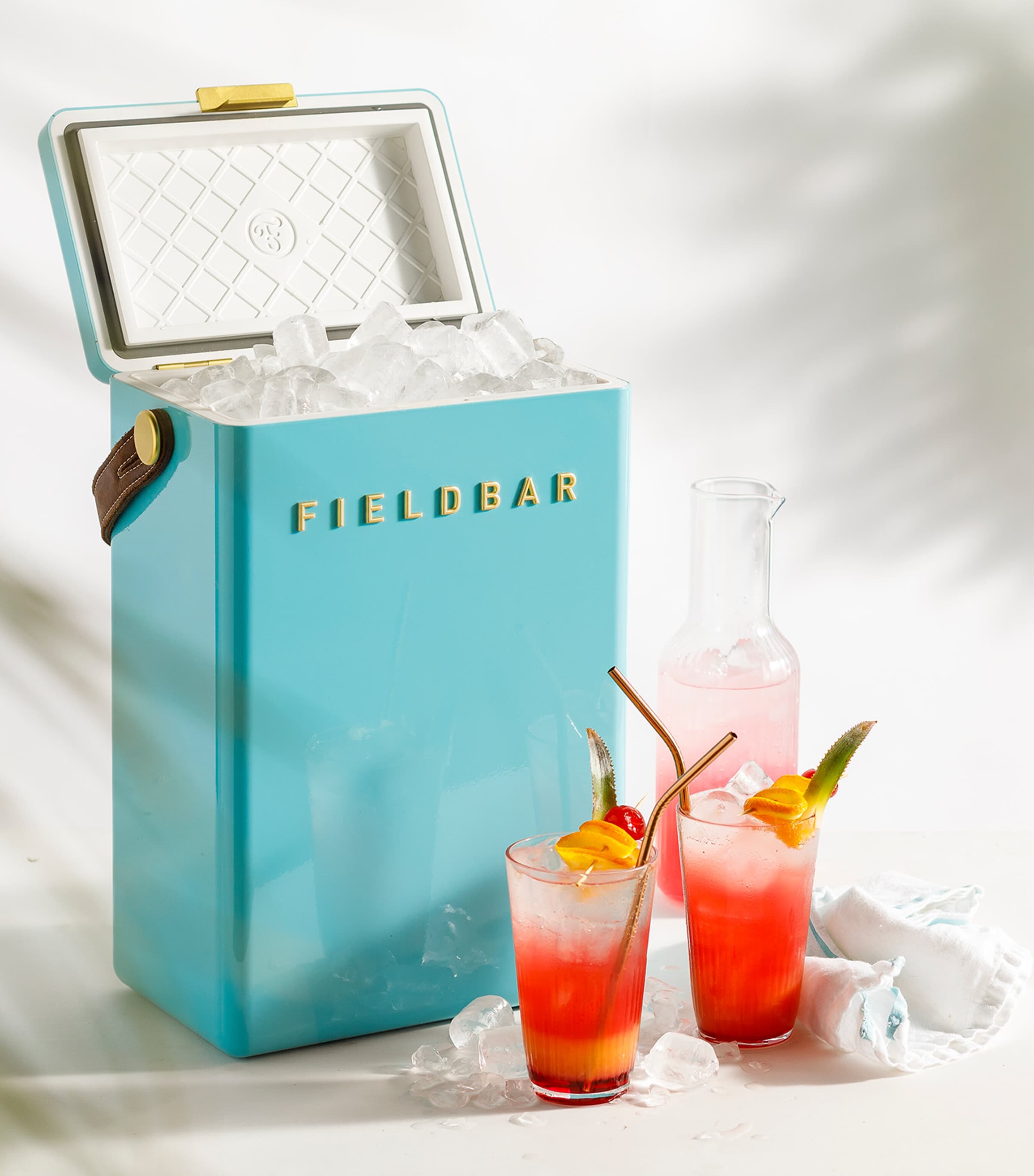 Drinks Box Cooler with Interchangeable Straps