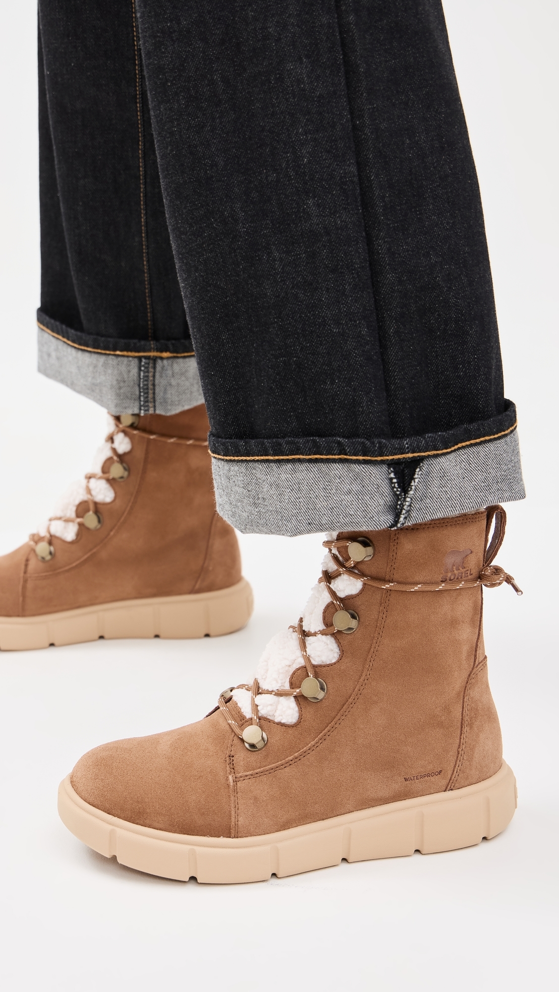 Explorer III Joan Cozy Boots Velvet Tan/Canoe