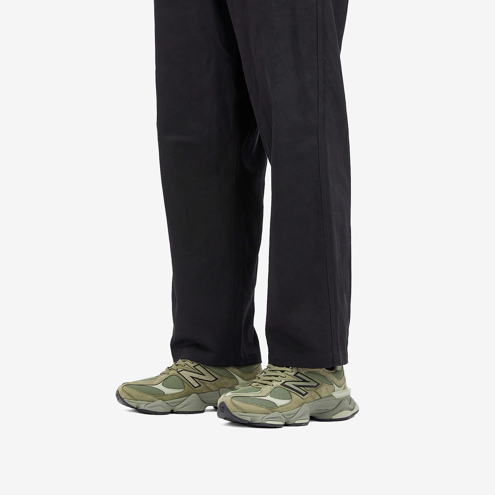 Men's U9060ZGD Sneakers in Dark Olivine