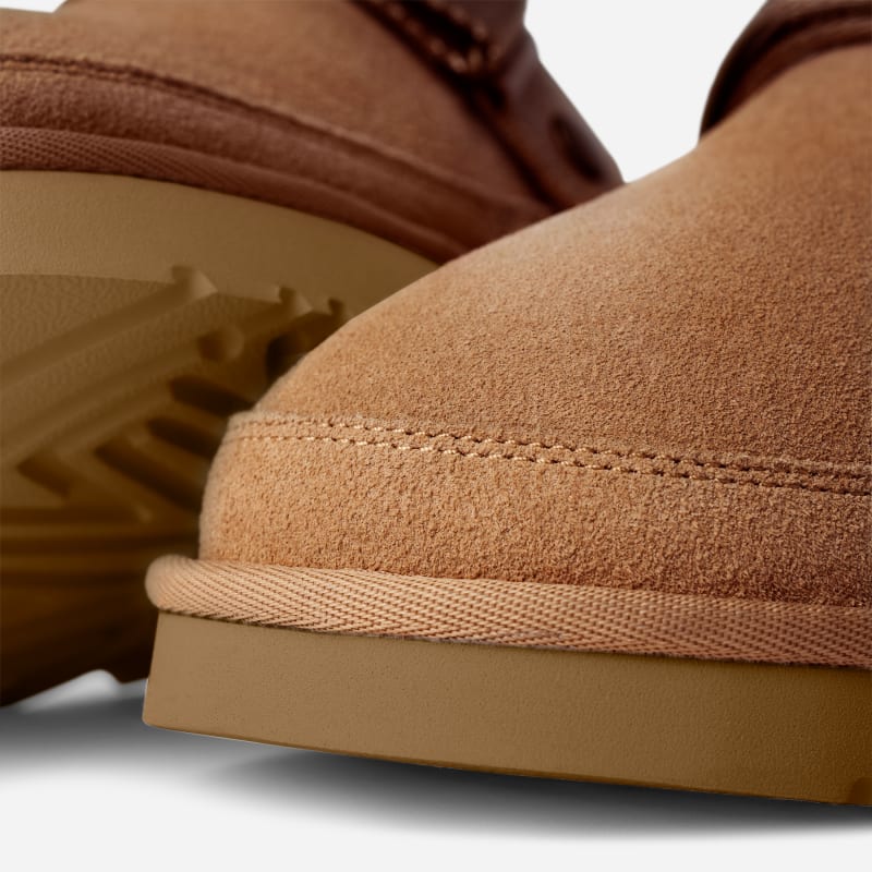 ® Men's Goldencoast Clog II Suede Shoes in Chestnut