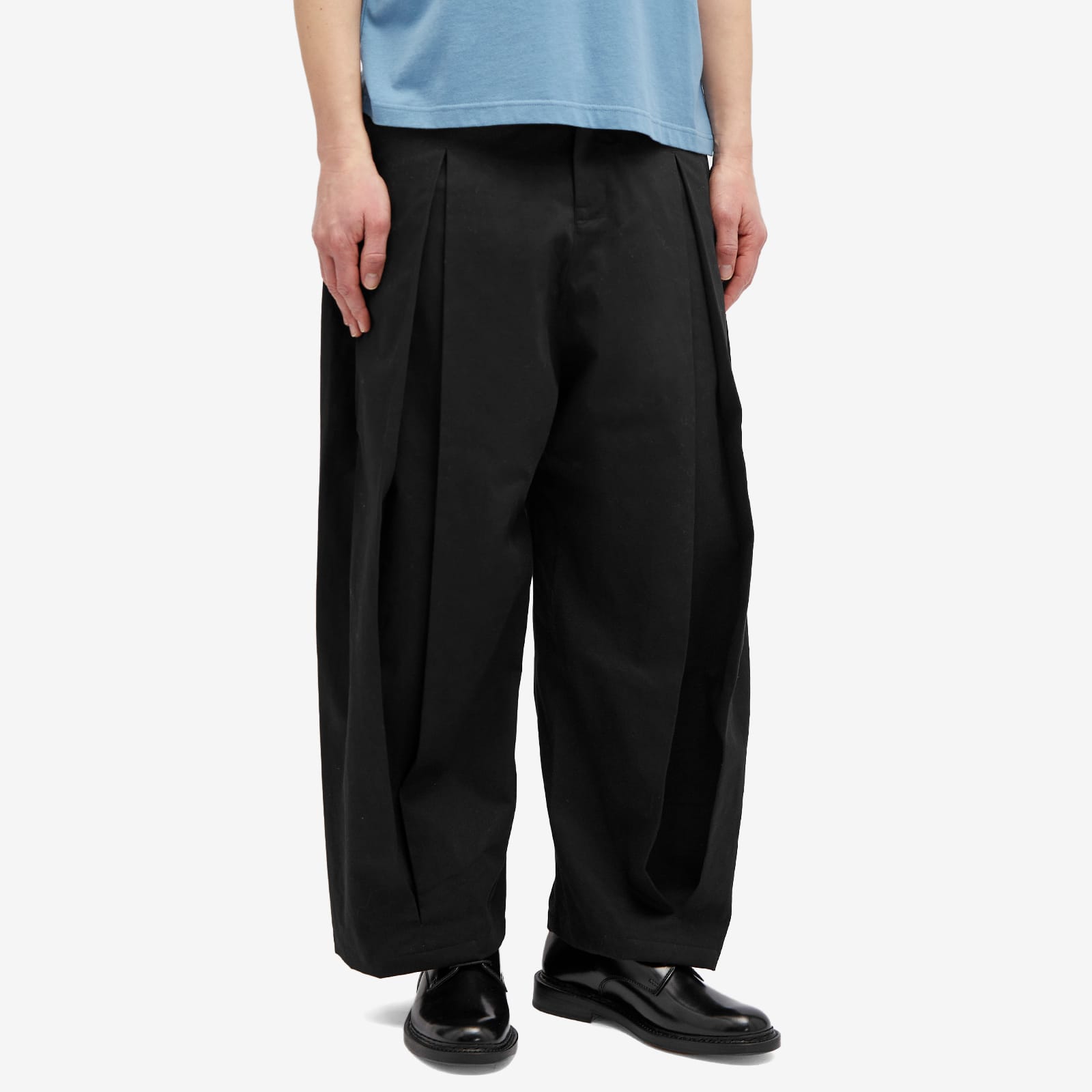 Men's Box Pleat Trouser in Black, Size Large