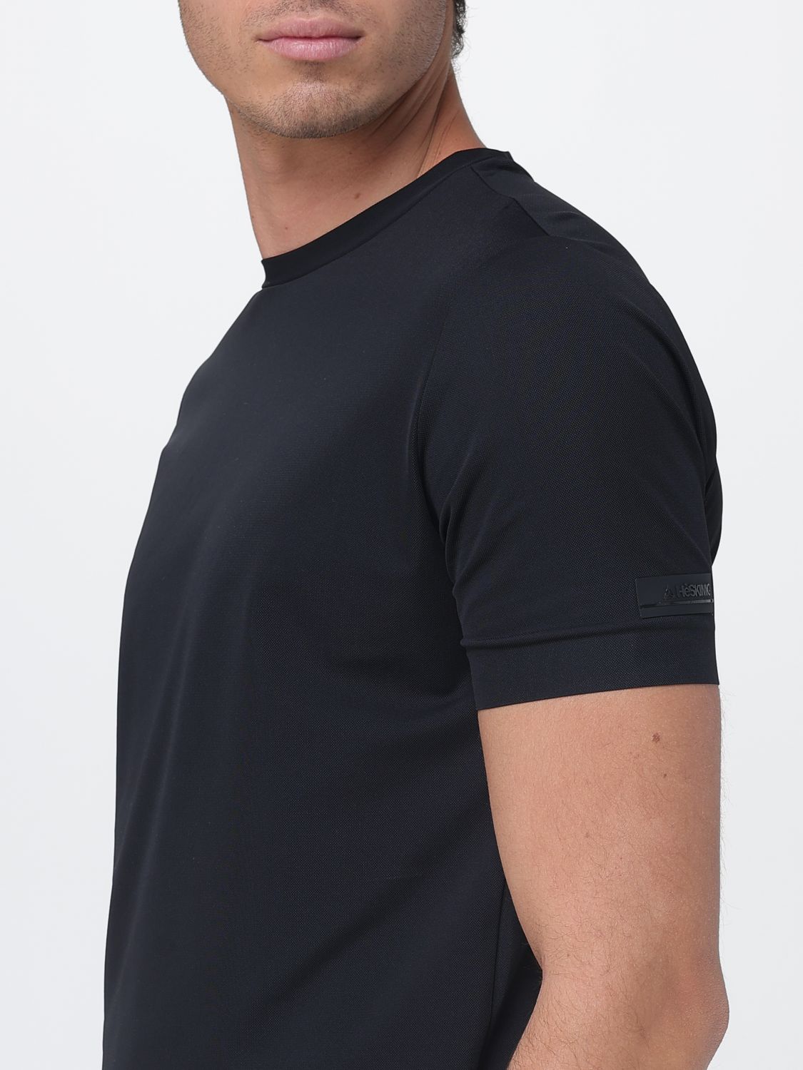 T-Shirt Men color Black