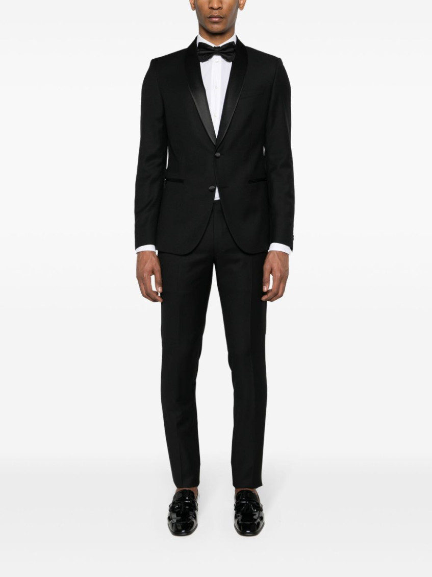 Black Dart Detail Suit