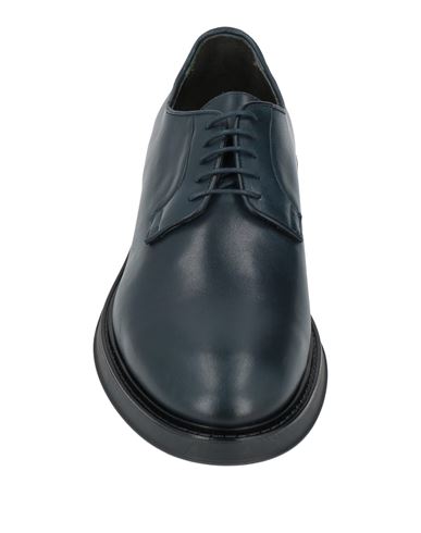 Man Lace