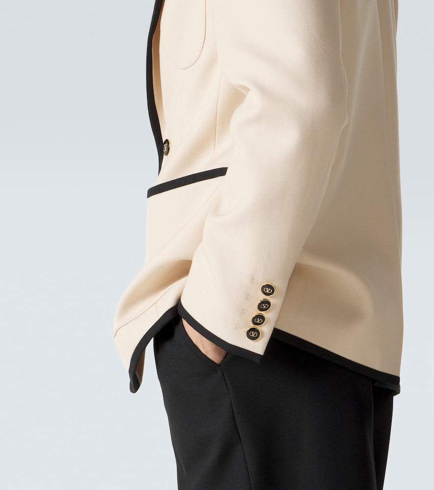 Virgin wool gabardine blazer