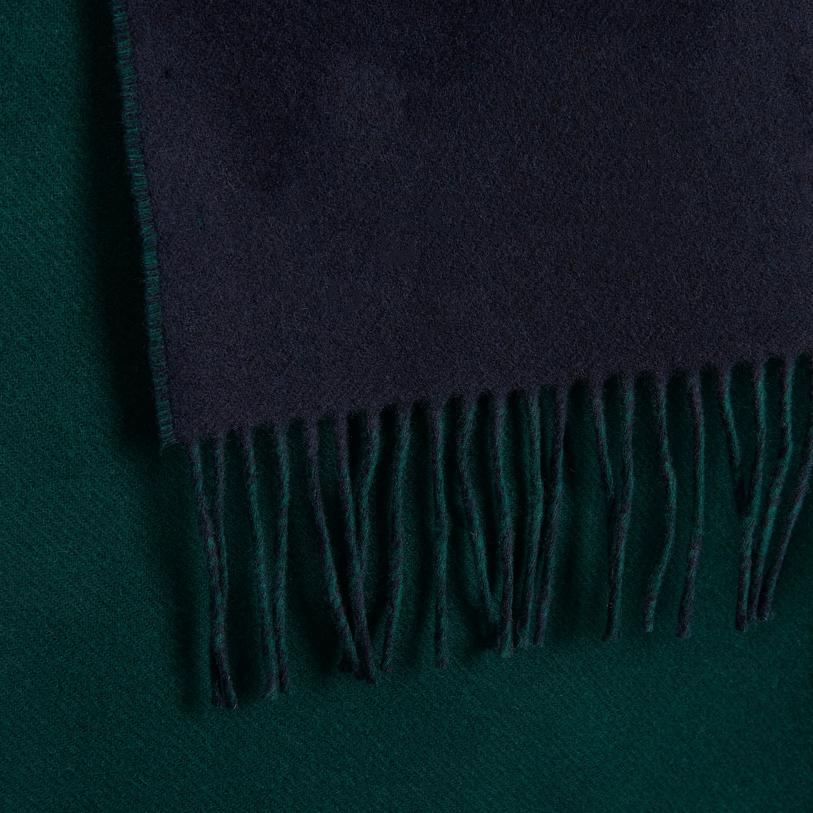 Men's GG Jacquard Scarf in Navy/Green 