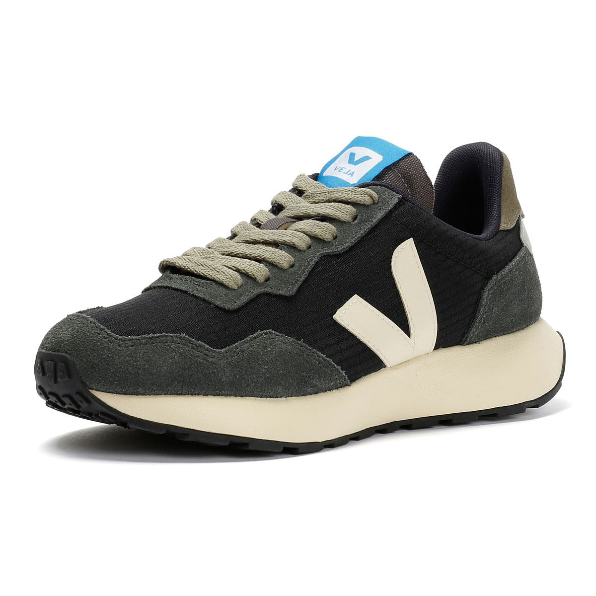 Veja Paulistana Women's Black Pierre Trainer