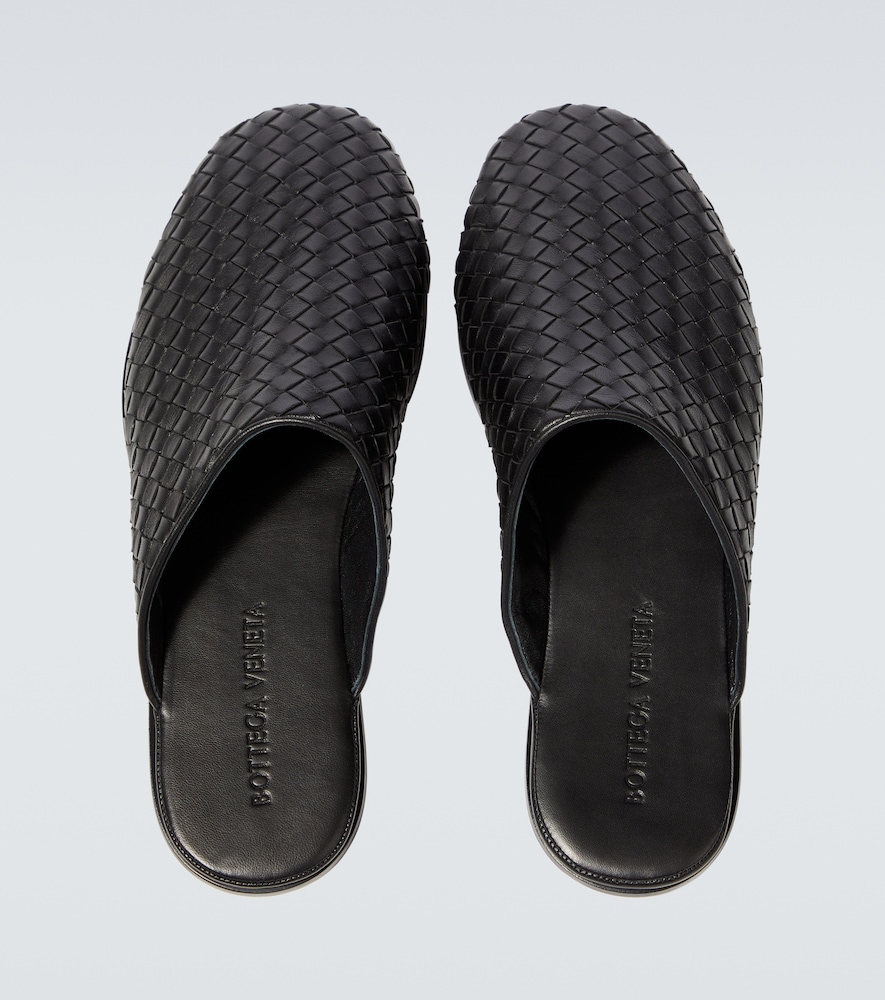 Intrecciato leather slippers