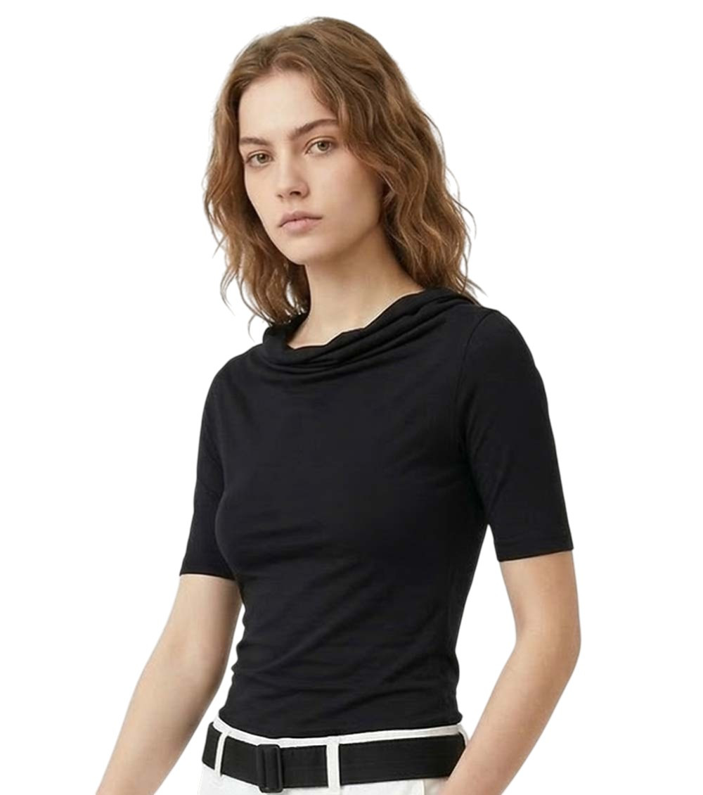 Black Round Neck T-Shirt