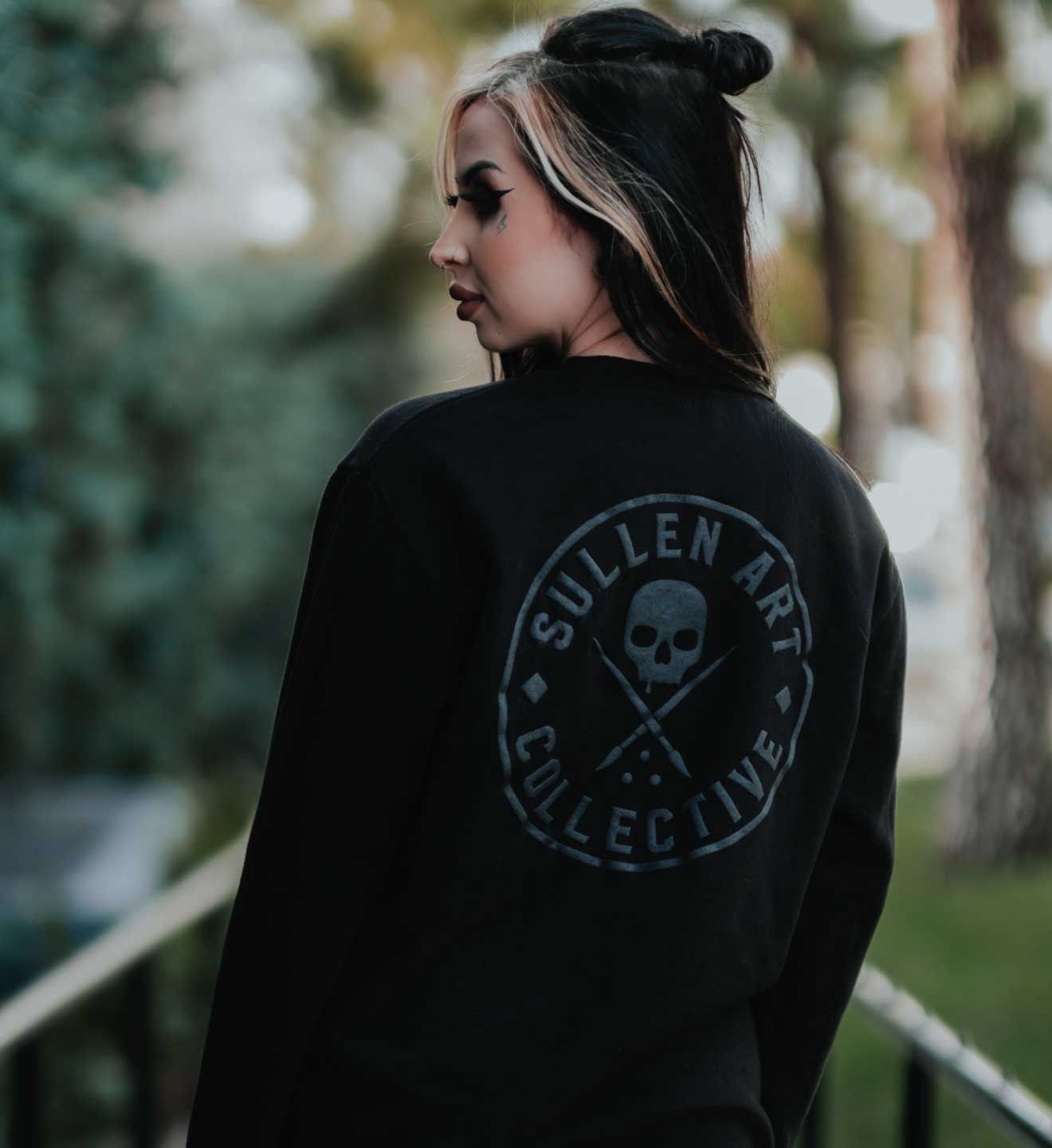 Ever Badge Crew Pullover - Jet Black, JET BLACK