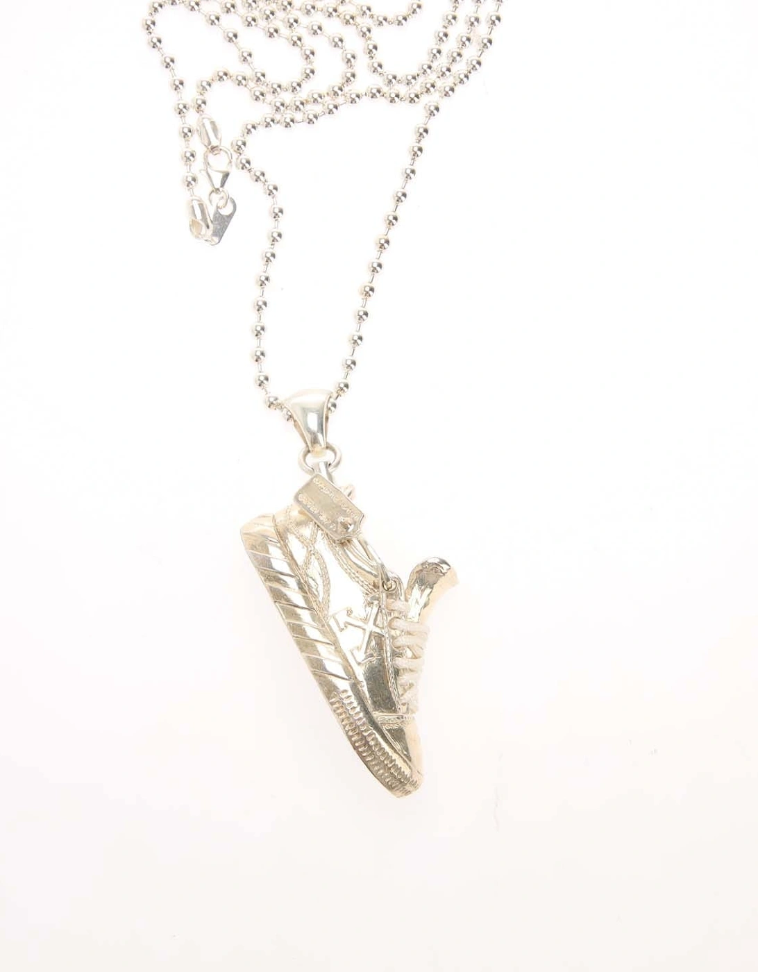 OFF-WHITE Men's Arrow Vulcanized Necklace - Silver - Size: ONE size