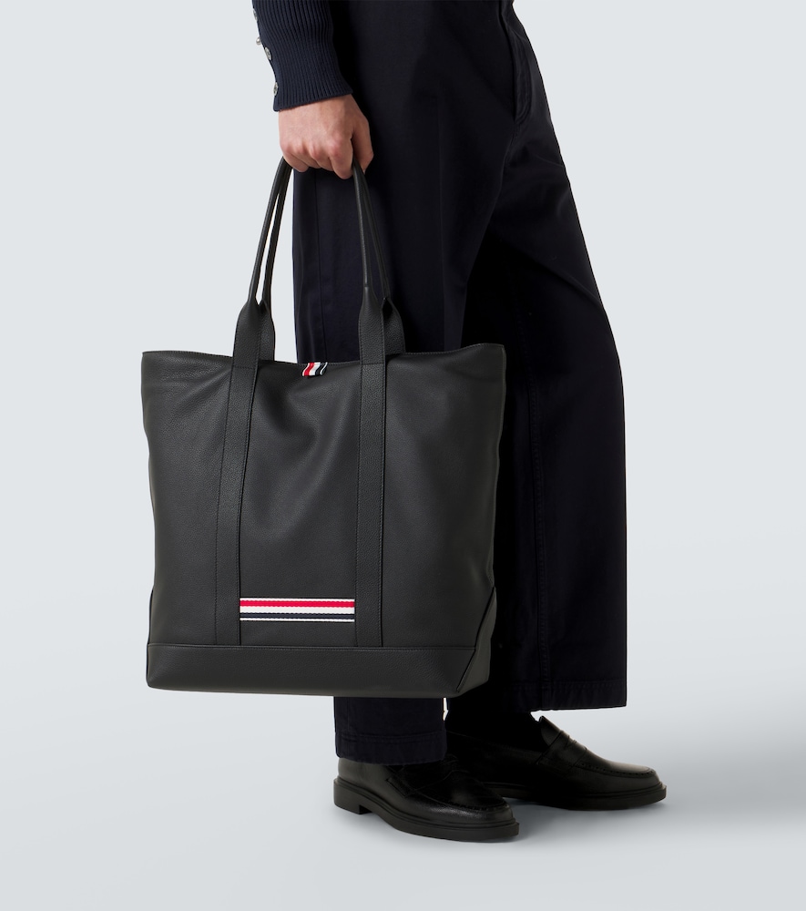 Leather tote bag