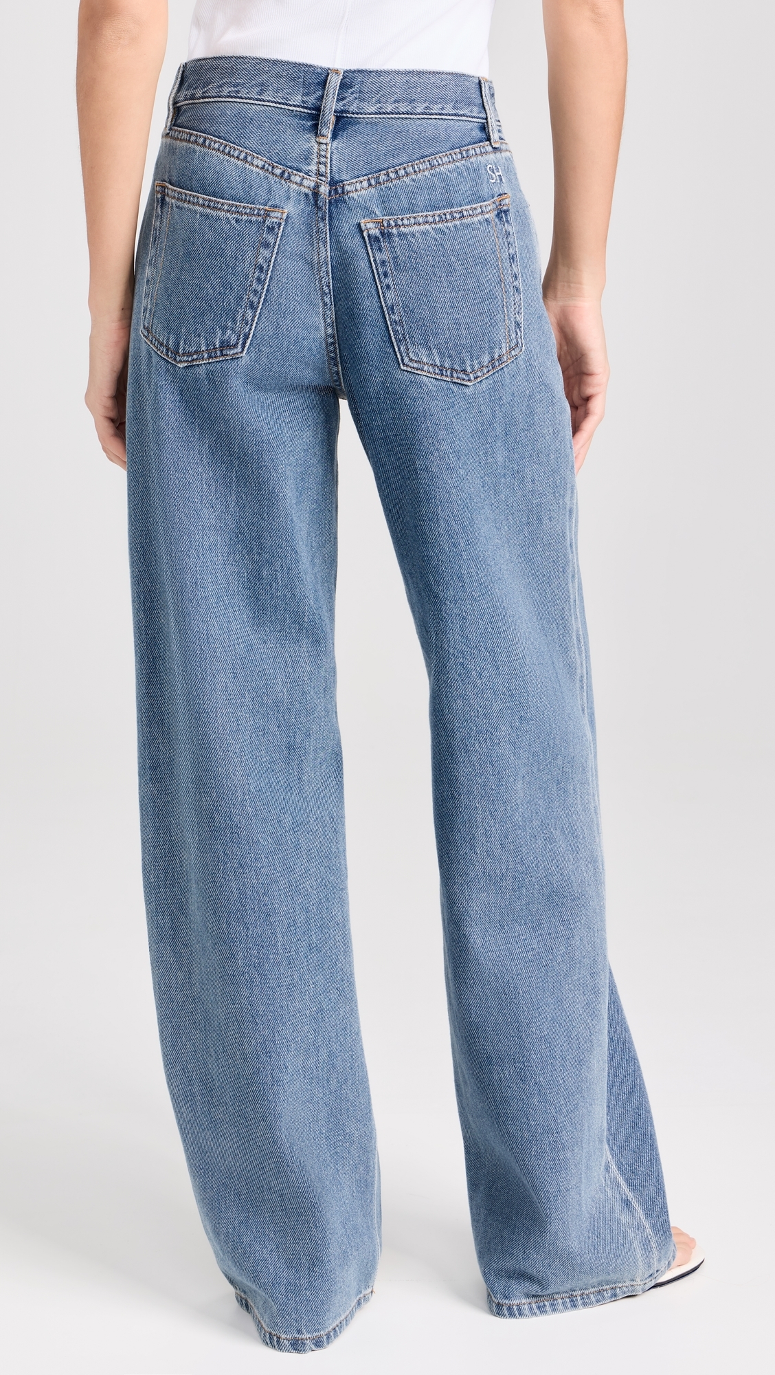 Walker in Cloud Classic Blue Jeans Cloud Classic Blue
