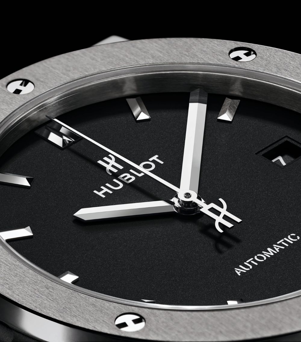 Titanium Classic Fusion Watch 42Mm