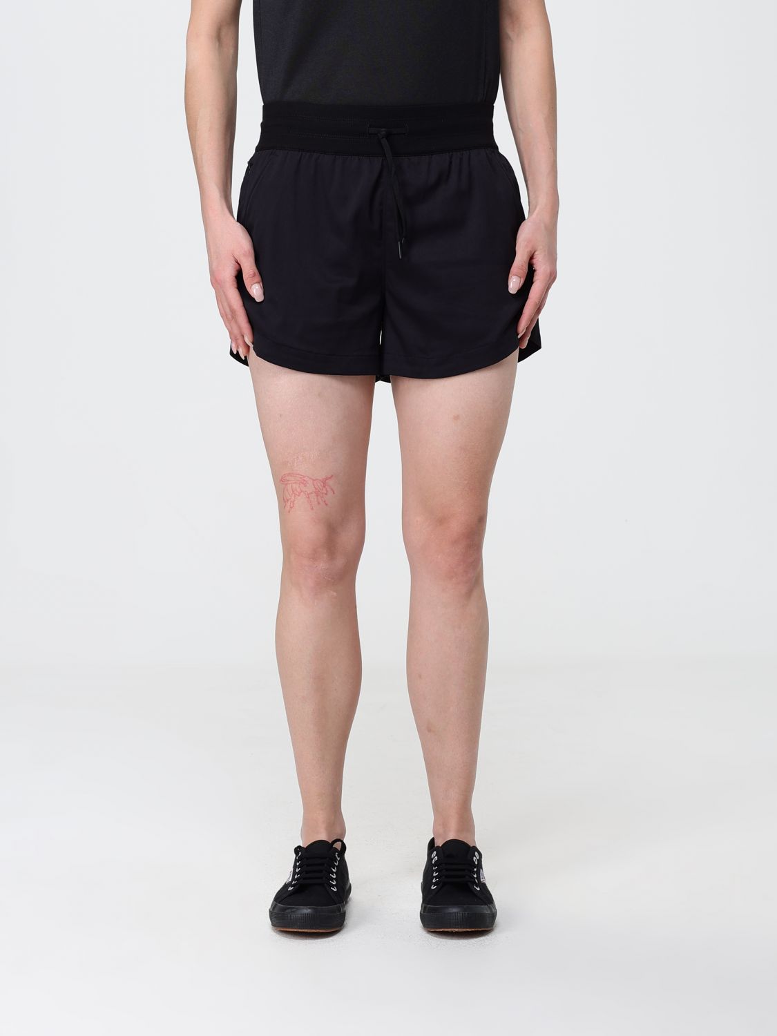 Shorts Woman color Black