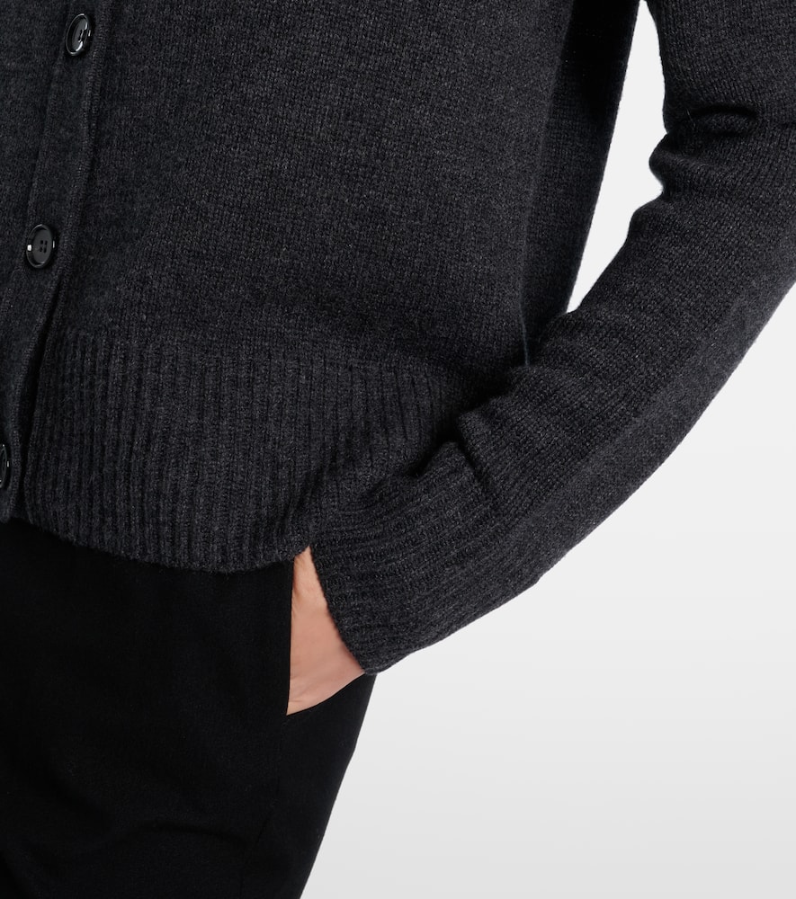 Cashmere cardigan